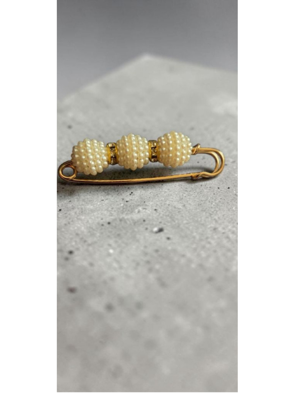 Women's Unbranded Brooch One Size Gold Beige